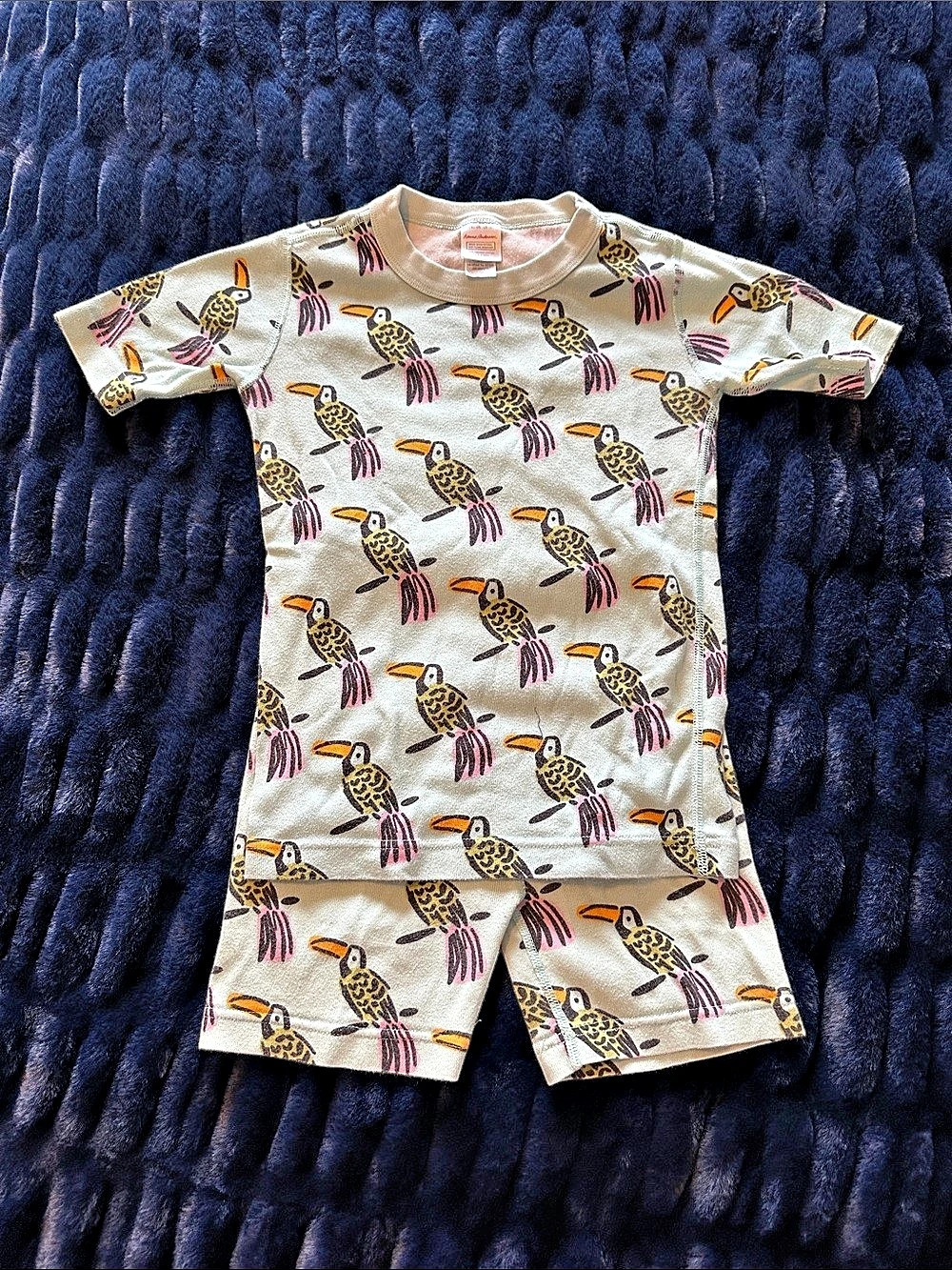Hanna Andersson Tropical Birds Short John Pajama Set Pajama Set Cream & Pink